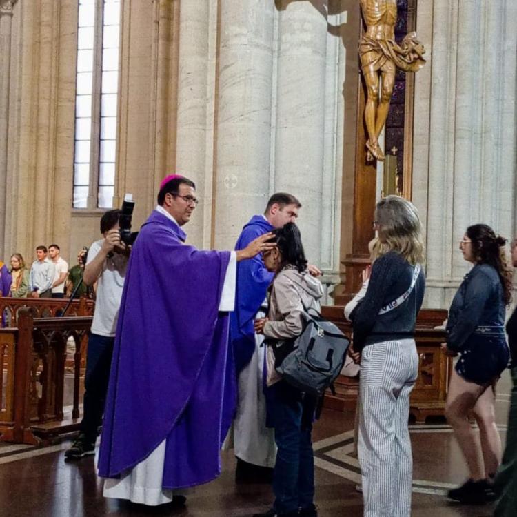 Mons. Mestre: 'Jesús, nuevo templo, renueva nuestra espiritualidad'