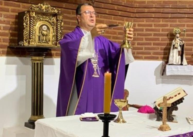 Mons. Mestre: 'Para el que tiene fe la muerte es vida'