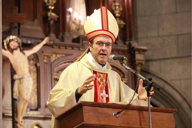 Mons. Mestre: "Ser ricos a los ojos de nuestro Dios, buscando los bienes del cielo"