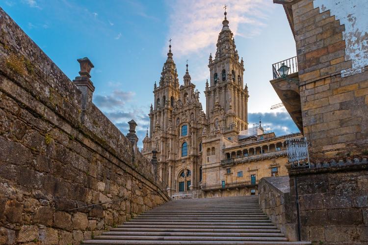 Mons. Rino Fisichella inaugura el Congreso Mundial de Pastoral de Turismo