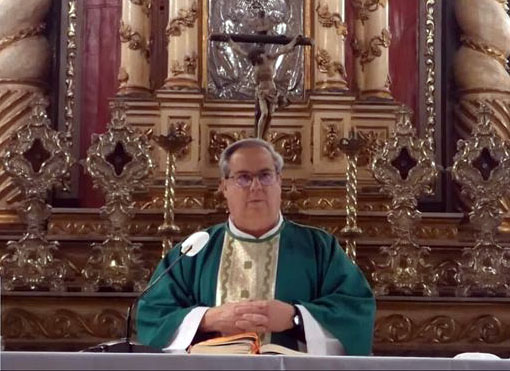 Mons. Rossi: 'La Trinidad nos enseña en el fondo que no podemos ser felices solos"