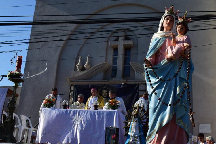 Mons. Santiago: La misericordia es el aceite de las relaciones humanas