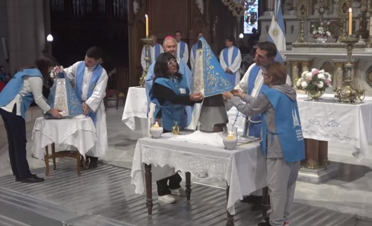 Mons. Scheinig le pidió a la Virgen de Luján por la unidad de los argentinos