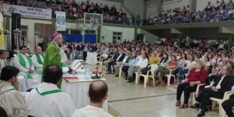 Mons. Stanovnik: 'El gran desafío es aprender a educarnos juntos'