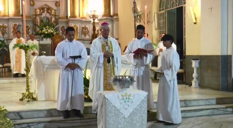 Mons. Stanovnik: 'Sin Dios, el hombre es oscuridad y produce oscuridad'