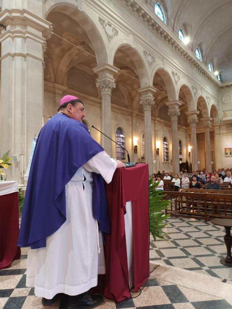 Monseñor Macín: "Recuperar y reparar los vínculos esenciales con Dios, los hermanos y la casa común"