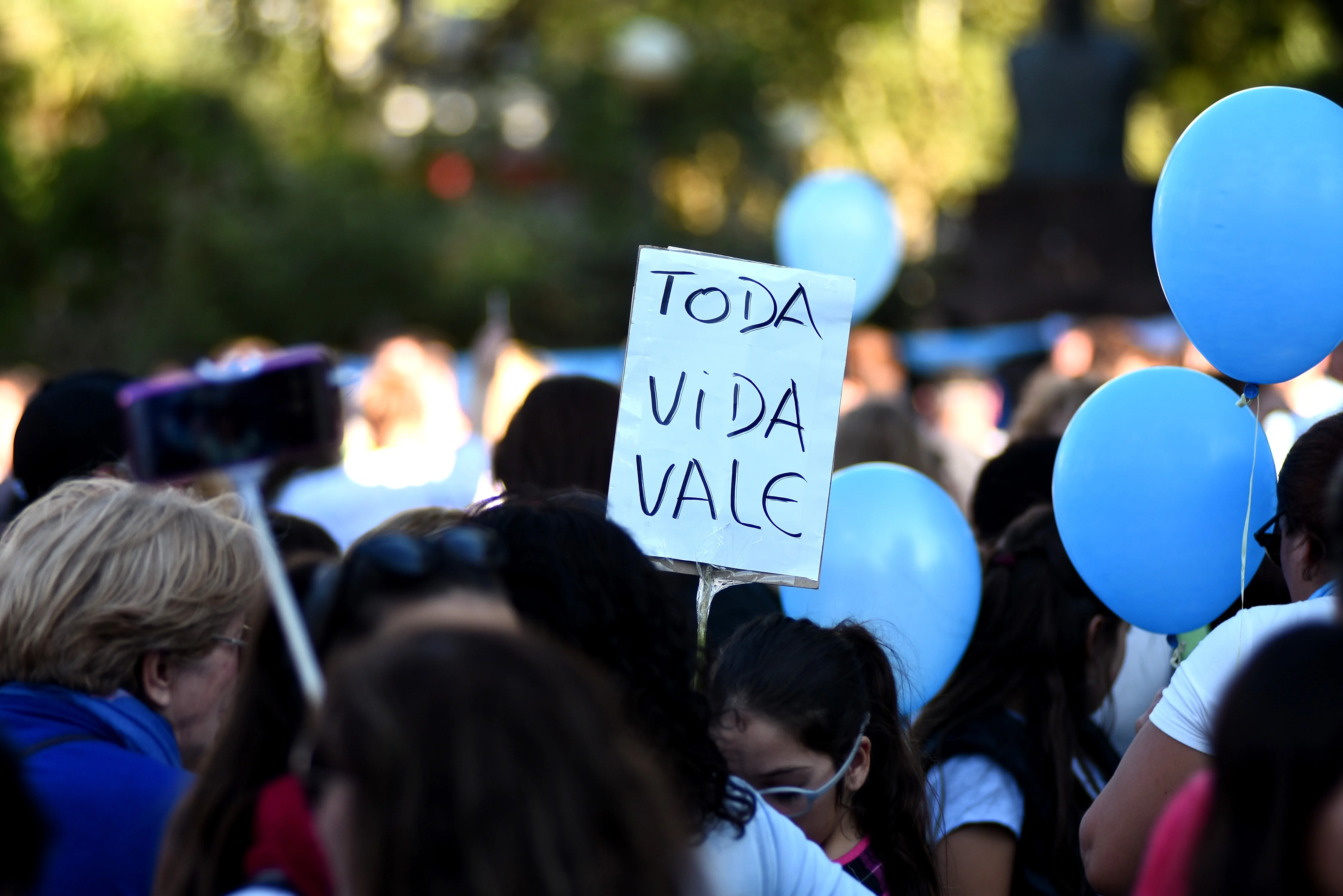 La Iglesia santafesina se compromete a proteger la vida en todas sus fases