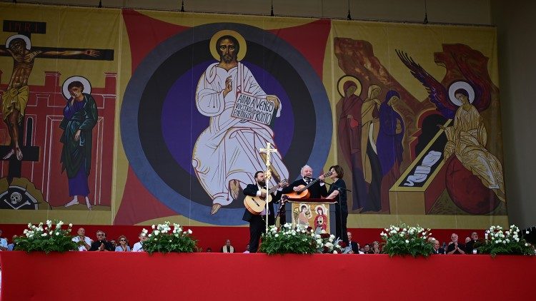 Multitudinario encuentro vocacional del Camino Neocatecumenal tras la JMJ