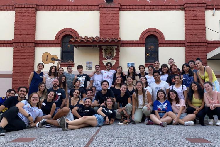 Retiro Pre-Pascua de jóvenes de la vicaría Flores