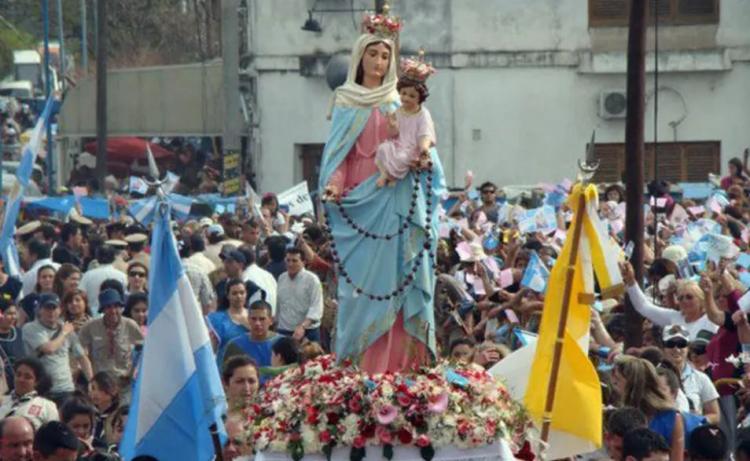 San Nicolás se prepara para la fiesta en honor de la Virgen del Rosario