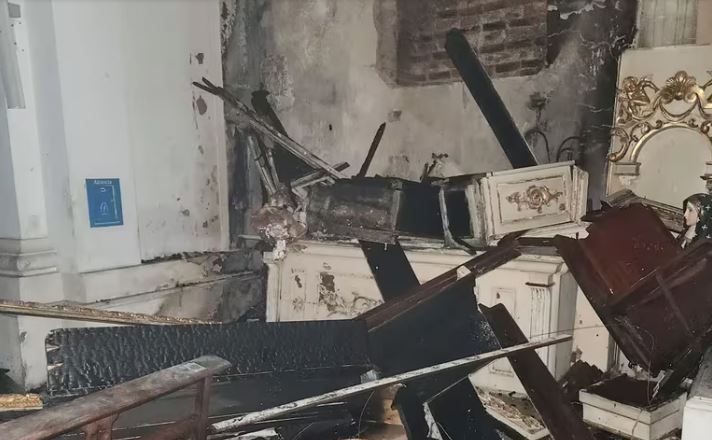 Buenos Aires: se incendió un altar de la iglesia de Santa Catalina de Siena