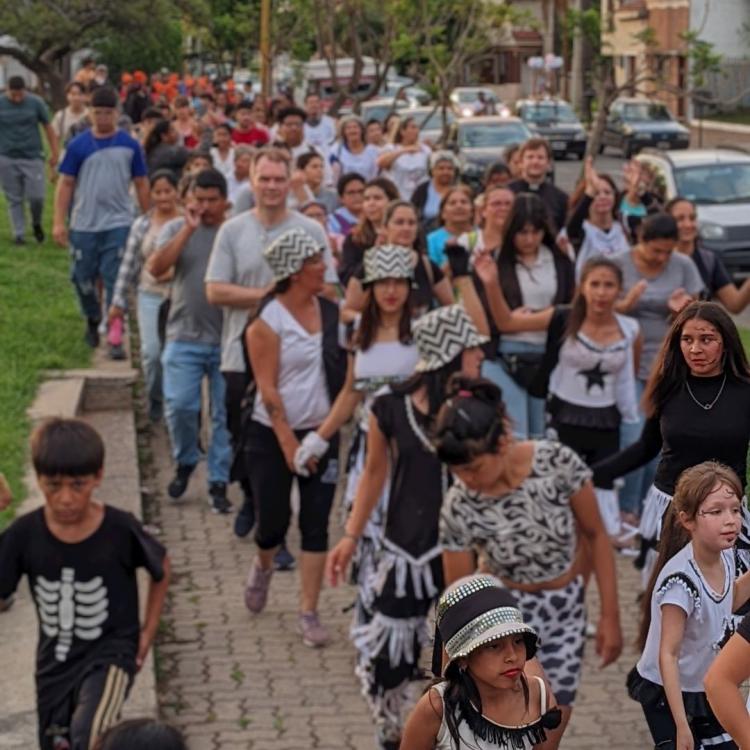 Santa Fe: Peregrinación por los barrios con la imagen de la Guadalupana