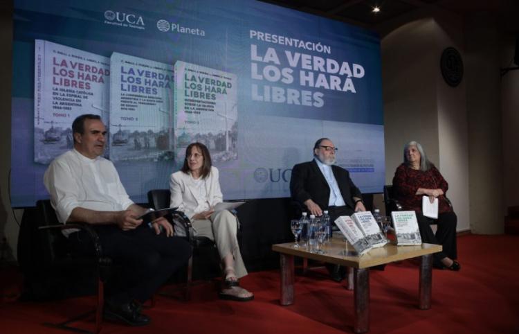 UCA: presentación del tercer tomo de 'La verdad los hará libres'