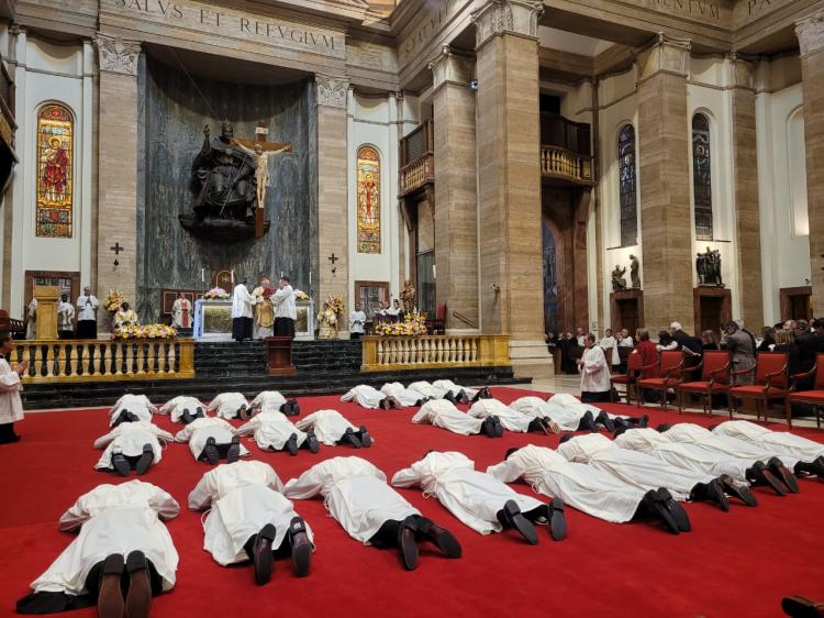 Un argentino, entre los 25 nuevos diáconos del Opus Dei