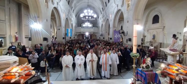 Unos 400 jóvenes scouts de Quilmes compartieron la primera misa diocesana del movimiento