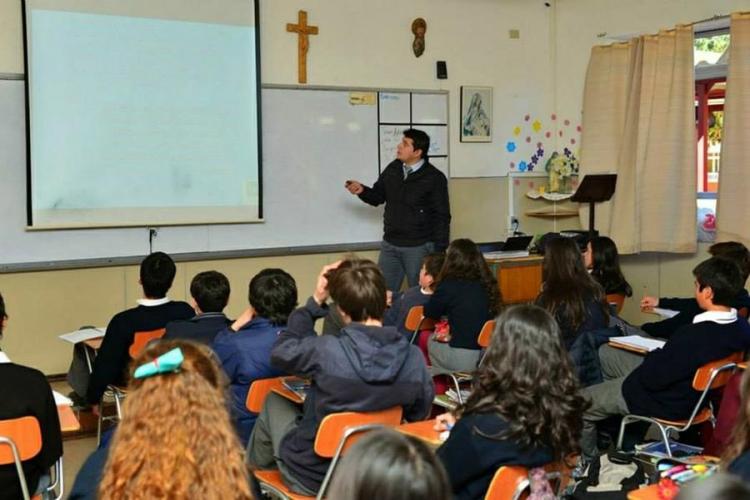 Vaticano: Nueva instrucción sobre la identidad de la escuela católica