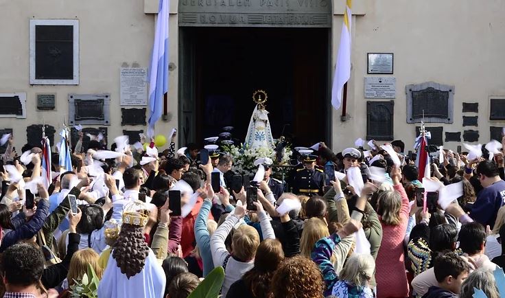 Victoria agasajó a su patrona, Nuestra Señora de Aránzazu